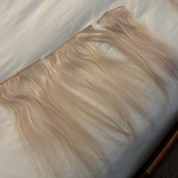 Glam Seamless Invisi Clip In Hair Extensions - Picture 2 of 8